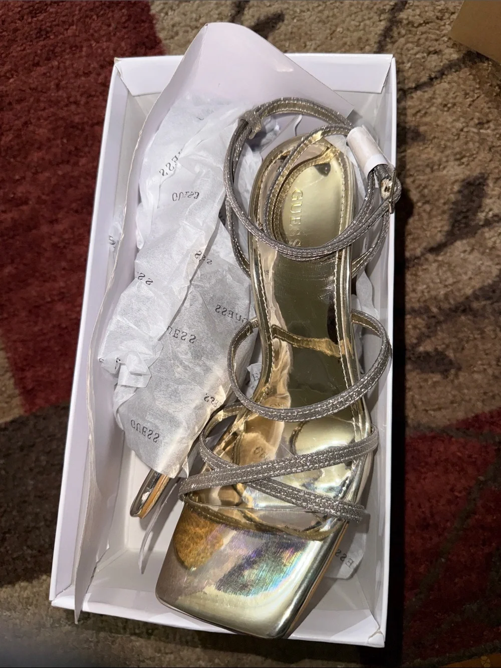 Guess sabie metallic